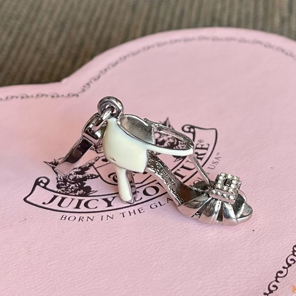 Retired Juicy Couture High Heel Peep Toe Shoe White Enamel Charm Bracelet EUC - Picture 3 of 9